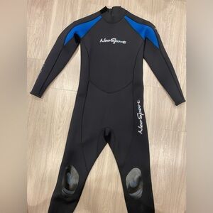 NeoSport Men's Full Wetsuit XL? Black/Blue Some Wear Inside Pilling Unknown Size